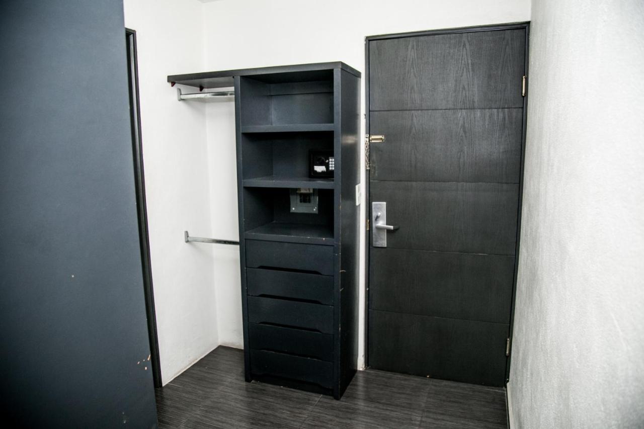 Booking Dioh มอนแตร์เรย์ ภายนอก รูปภาพ